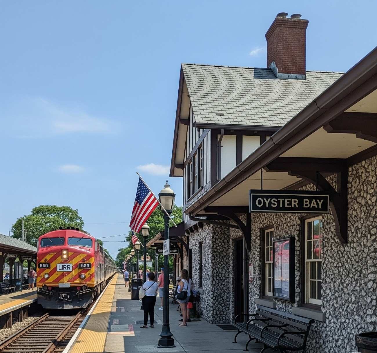 Oyster Bay LIRR Station Parking