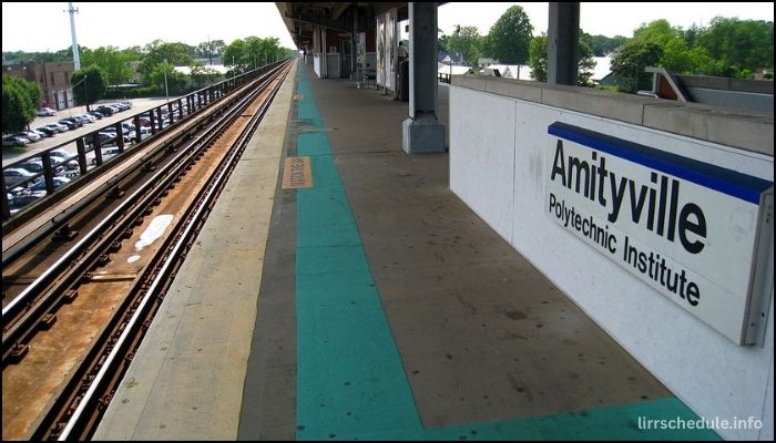 Amityville Train Station